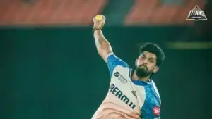 Fast-Pace Bowler